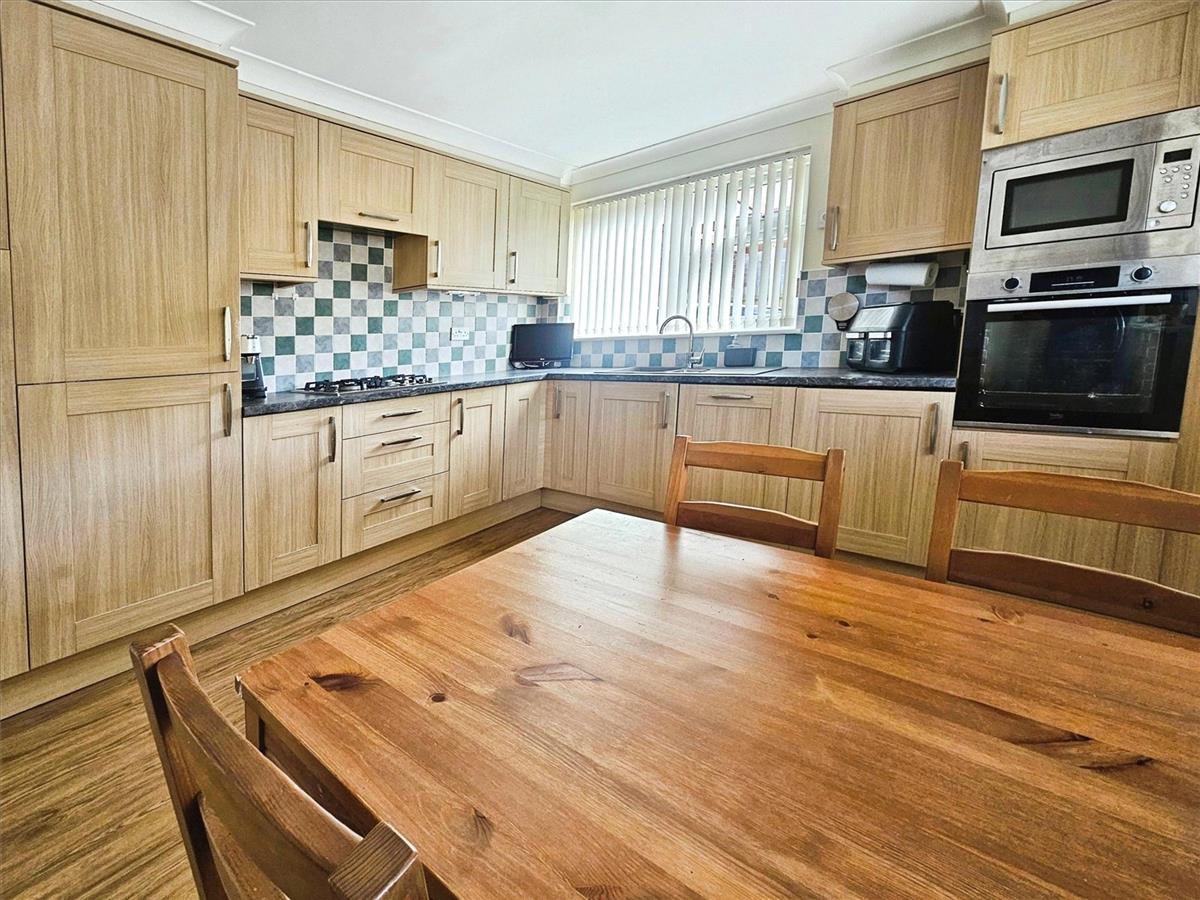 Property Image db95a889-2af1-49b6-aebb-381543452b27
