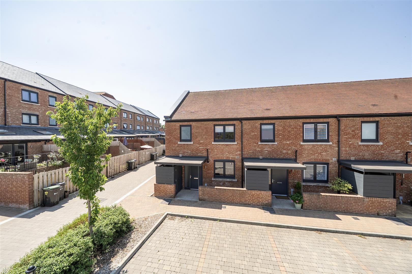 Property Image db9cfe88-2a56-480f-8fde-35ed8ef89213
