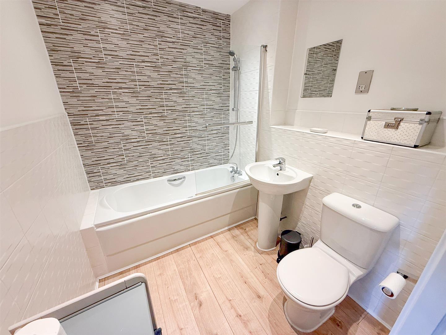 Property Image dba3c81d-eb54-43b9-8984-841bfa4af13d