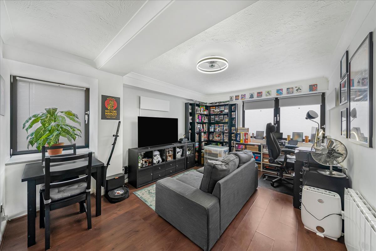 Property Image dbaa870b-9229-4075-9f82-3a5b54227954