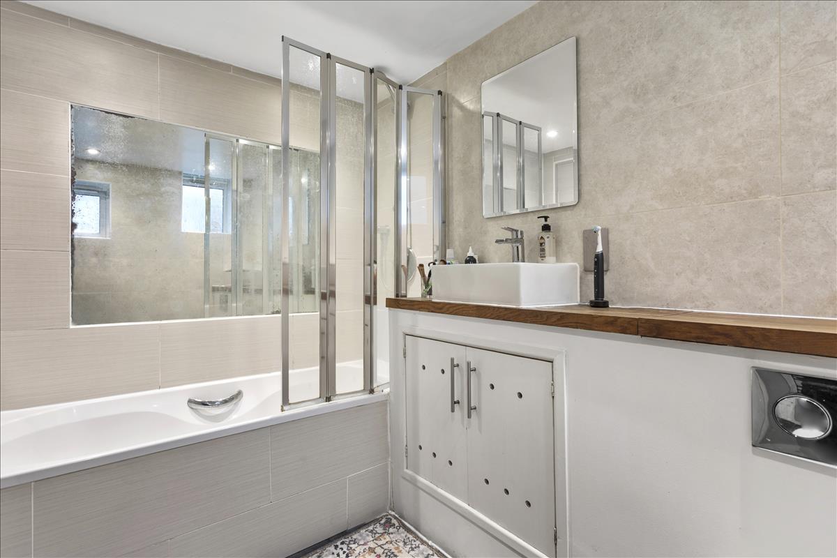 Property Image dbae0146-d8ac-45b0-83d0-03622e64efa2