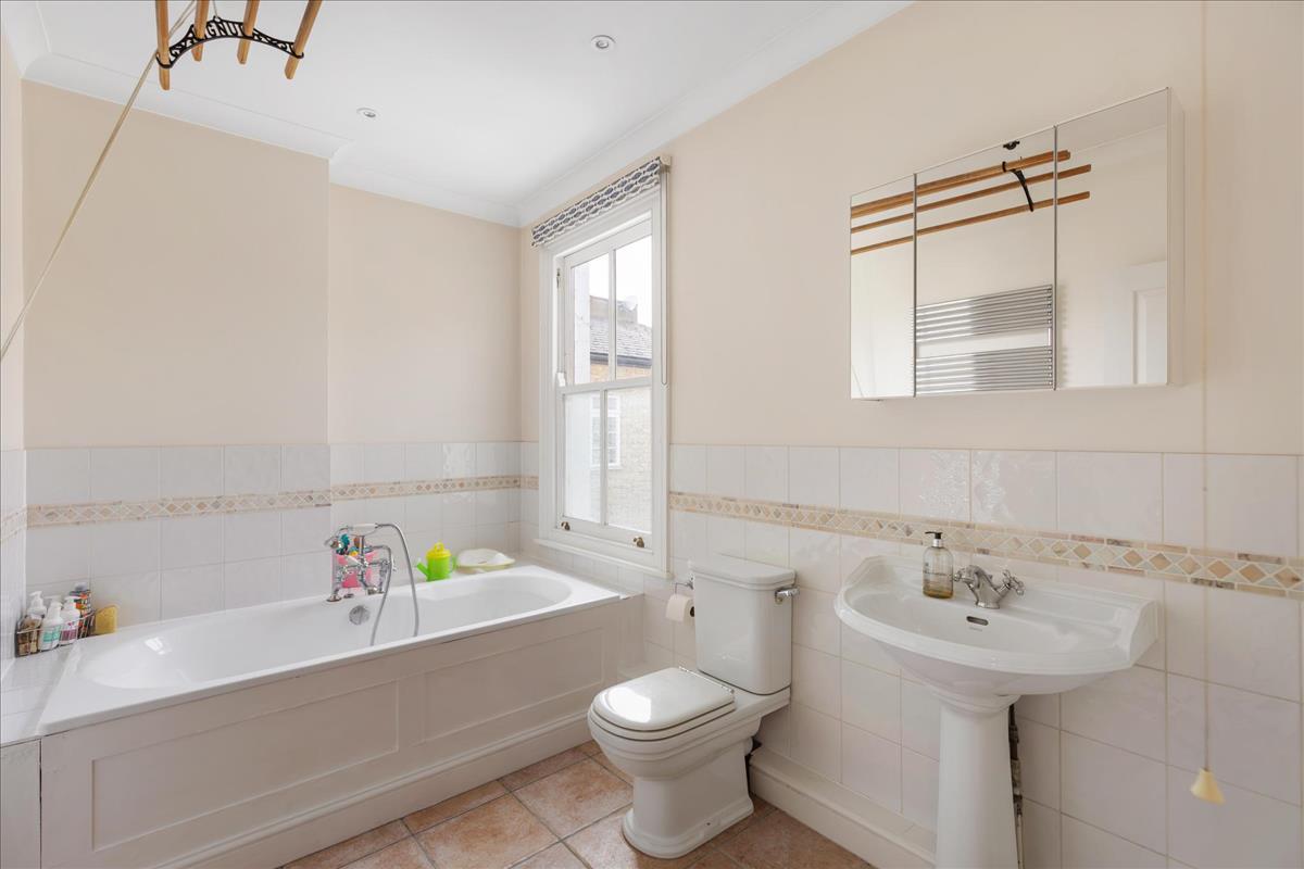 Property Image dbc622cd-8705-4fe9-b513-037d3c5604cc