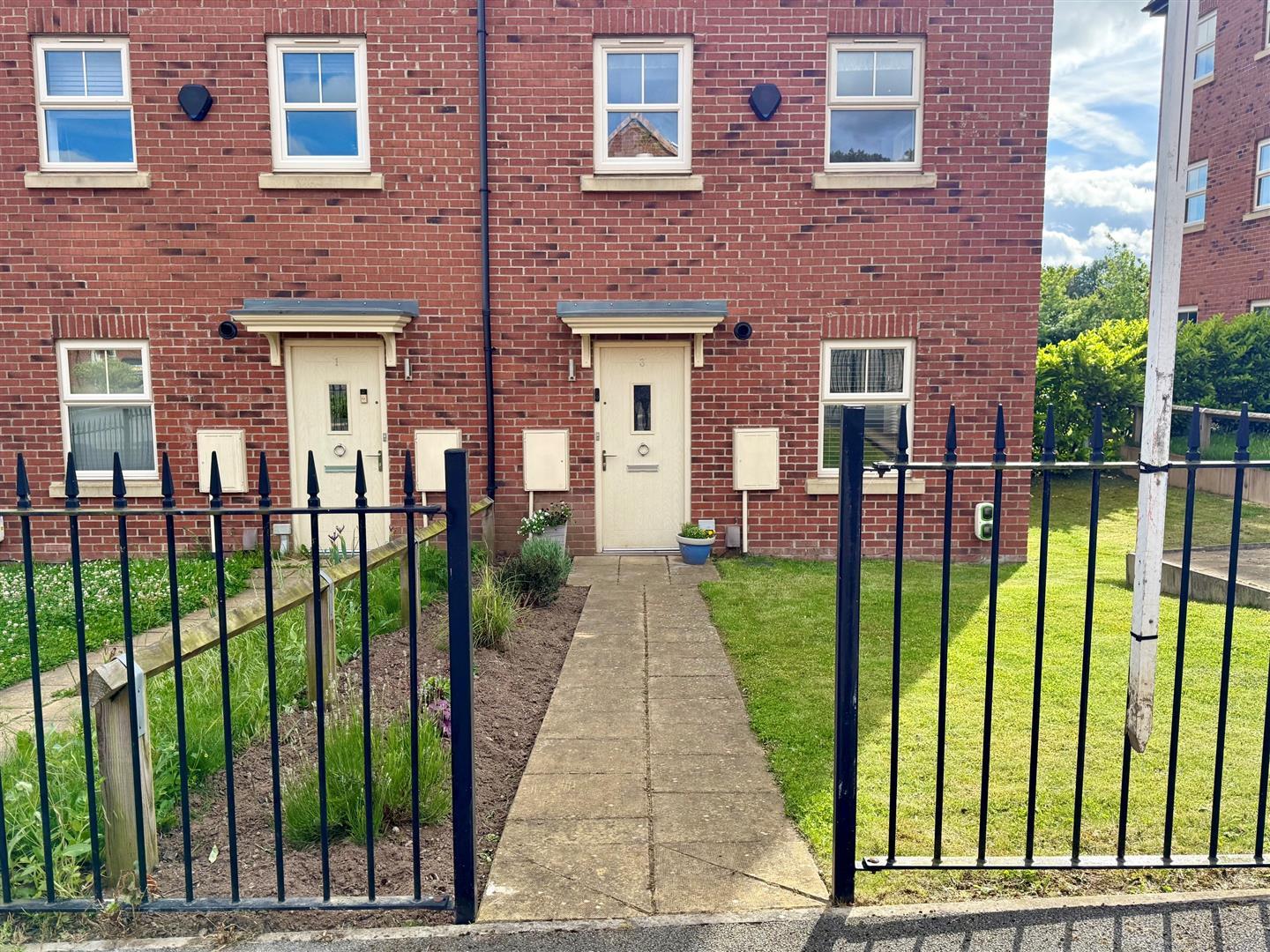 Property Image dbcd545a-e794-4819-8c6f-75000395e519