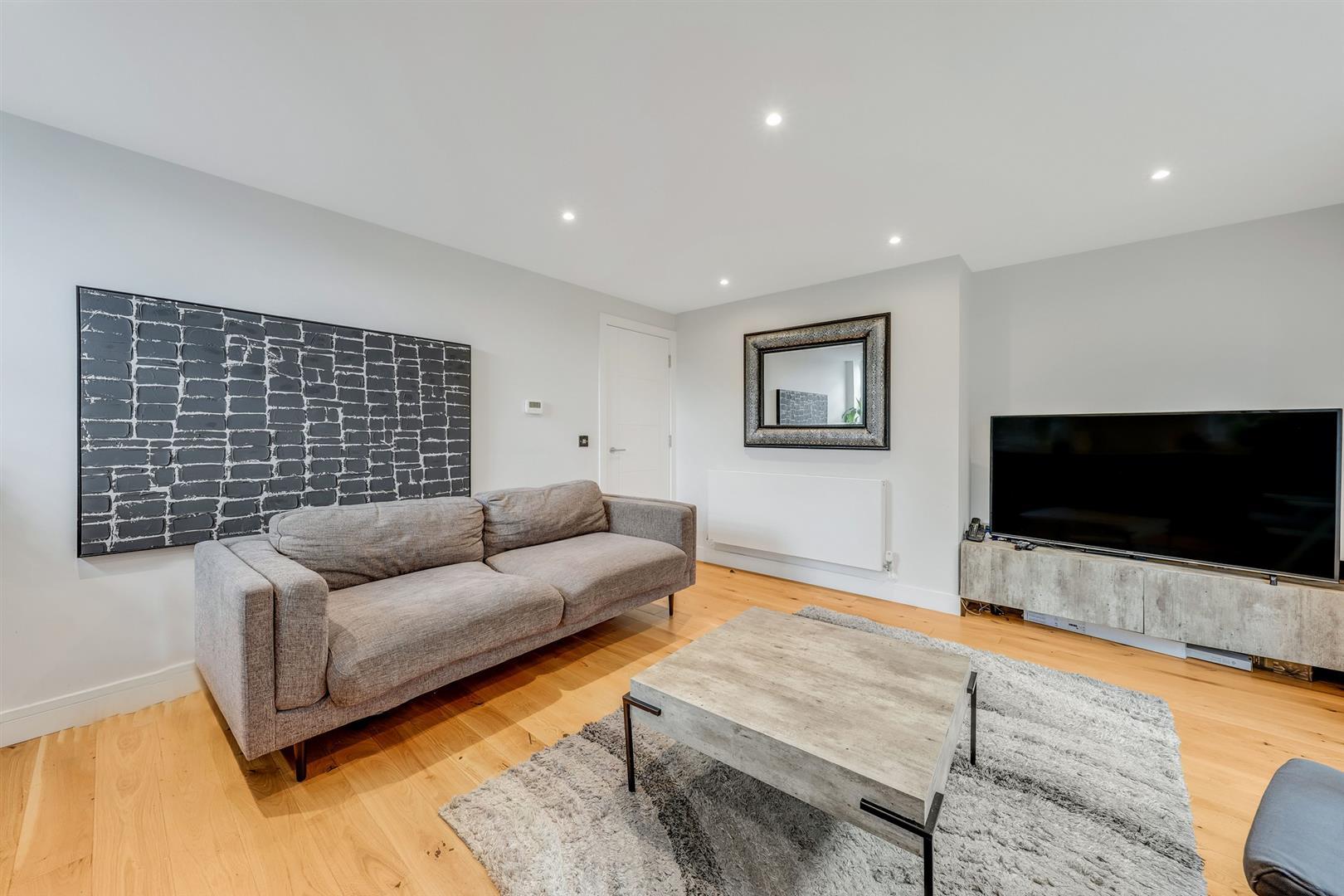 Property Image dbdce703-fdc0-4f3a-a61c-2d5b488e8f91