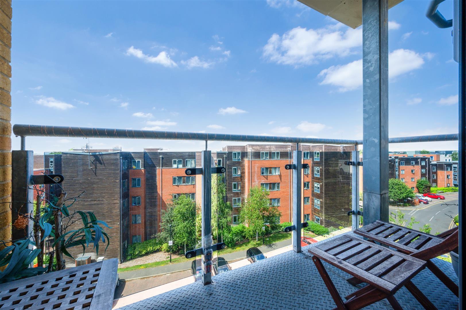 Property Image dc18241b-c0ed-47a9-b2e6-98929ab34f16