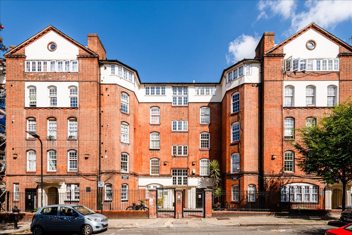 Property Image dc2708f5-d3d4-4293-8b21-03496e592868