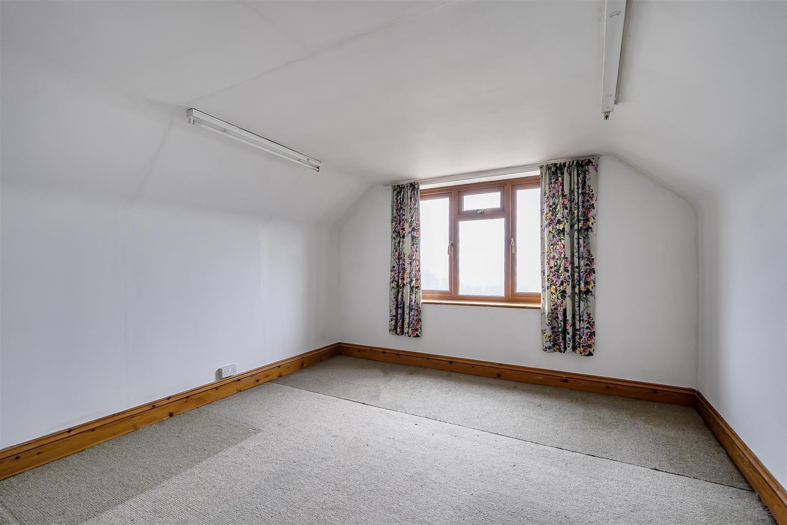 Property Image dc536213-f9e7-4358-8cf4-18158c59d6d6