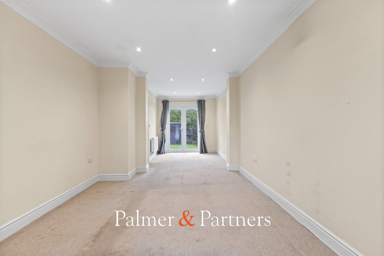 Property Image dc7151a6-5b7a-47a5-87e0-76ae20325413