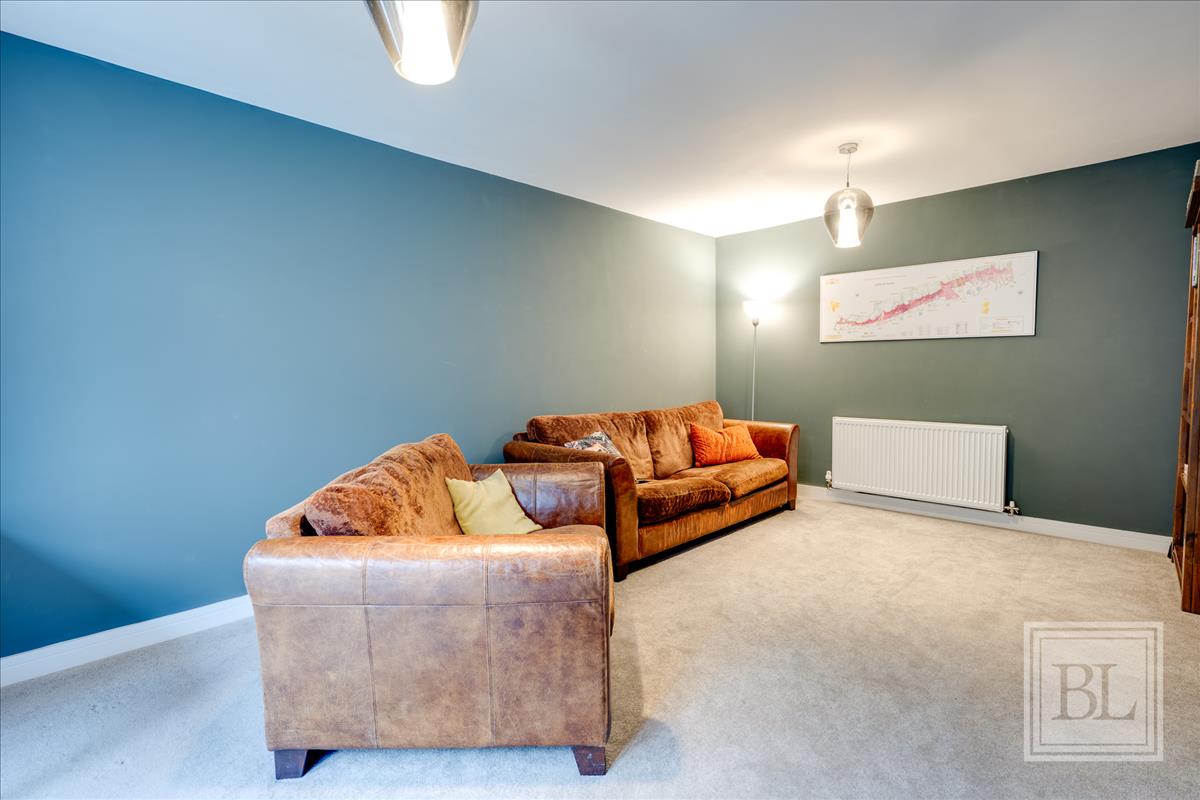 Property Image dc7c211d-1234-4f8e-b631-acd0313f8adf