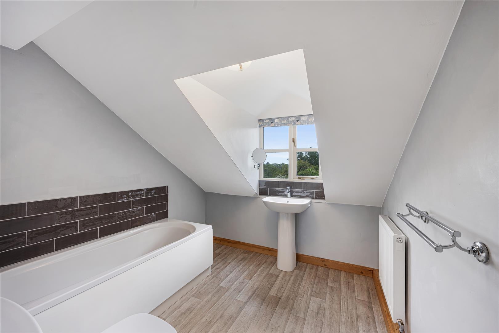 Property Image dc7d5898-695d-481a-9f52-194759257556