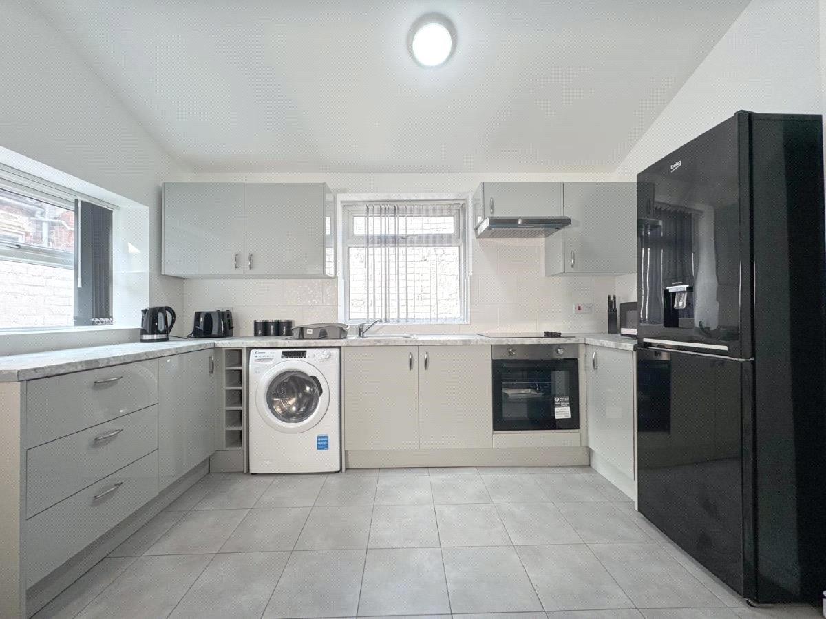 Property Image dc7fcae9-2845-46e6-86db-3a19175b5c59