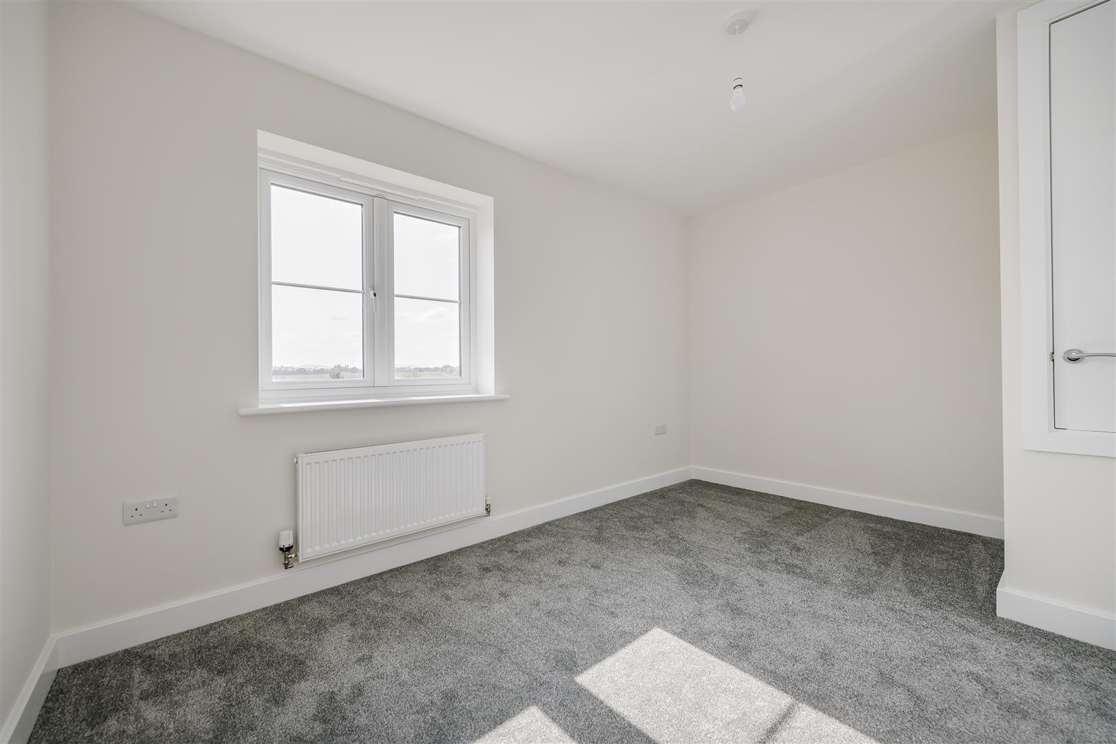 Property Image dc81817b-892f-4b12-b005-34e55776f5d7