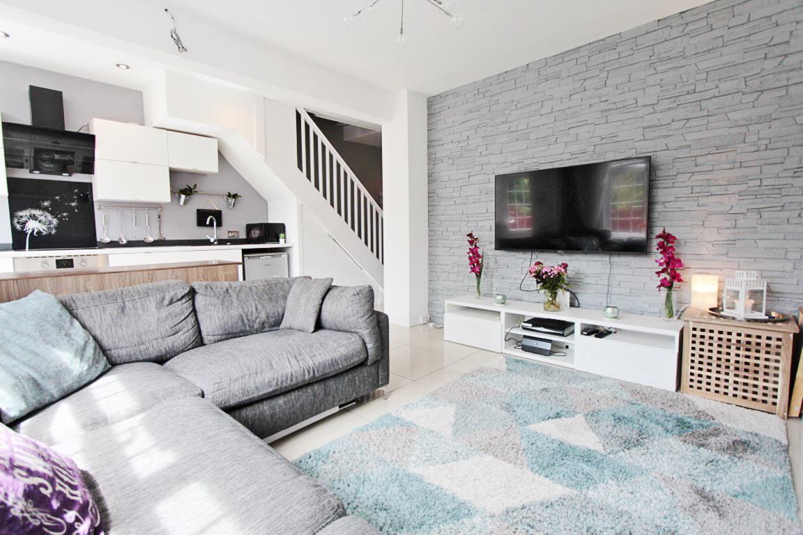 Property Image dc828080-5c77-4796-9ead-5e8209465b36