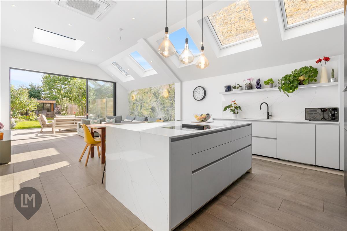 Property Image dc8f69d9-64c7-40cd-90b3-a9bffc7a26b8