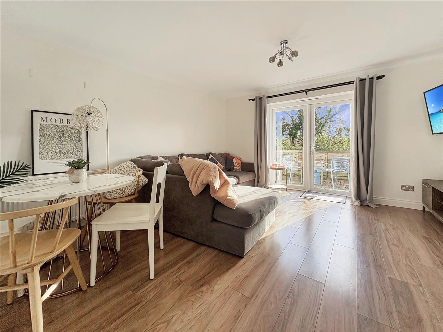Property Image dc92a13f-ba25-45f5-9152-ae3f0376a885