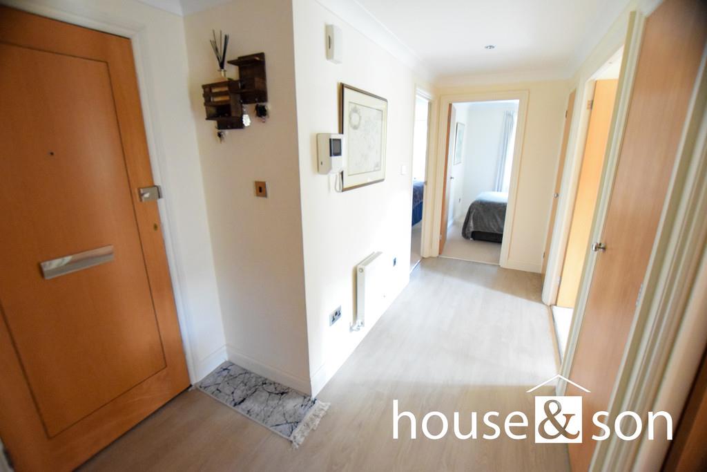 Property Image dc988305-2f32-4170-9c8e-aa103a62f42f