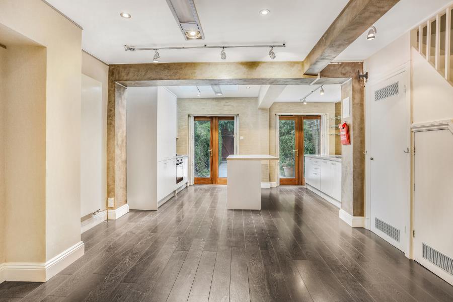 Property Image dca43353-b5c5-43f8-b9b7-1c12eb62b898