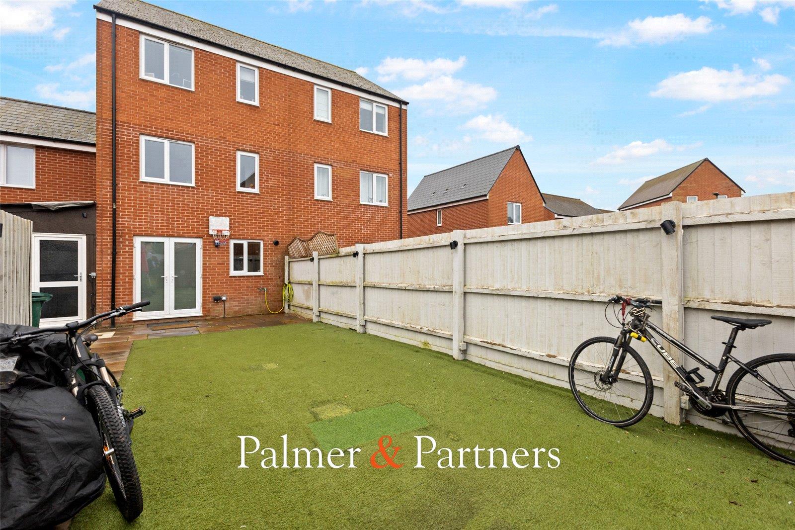 Property Image dca4f6ba-b449-4323-b6ba-abae4720c13c