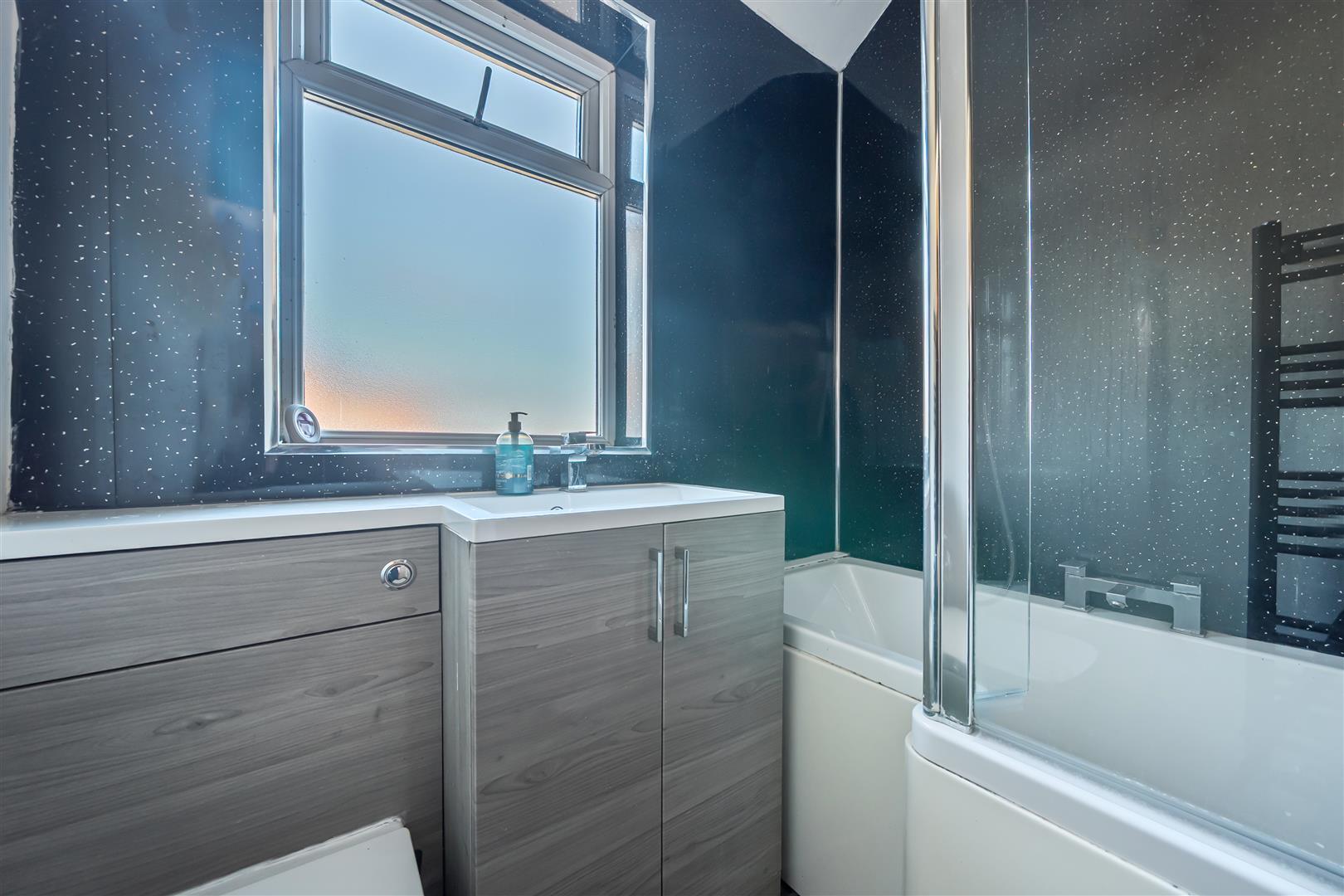 Property Image dca93b9e-3d1d-46bc-be3e-fbe1cc7e7946