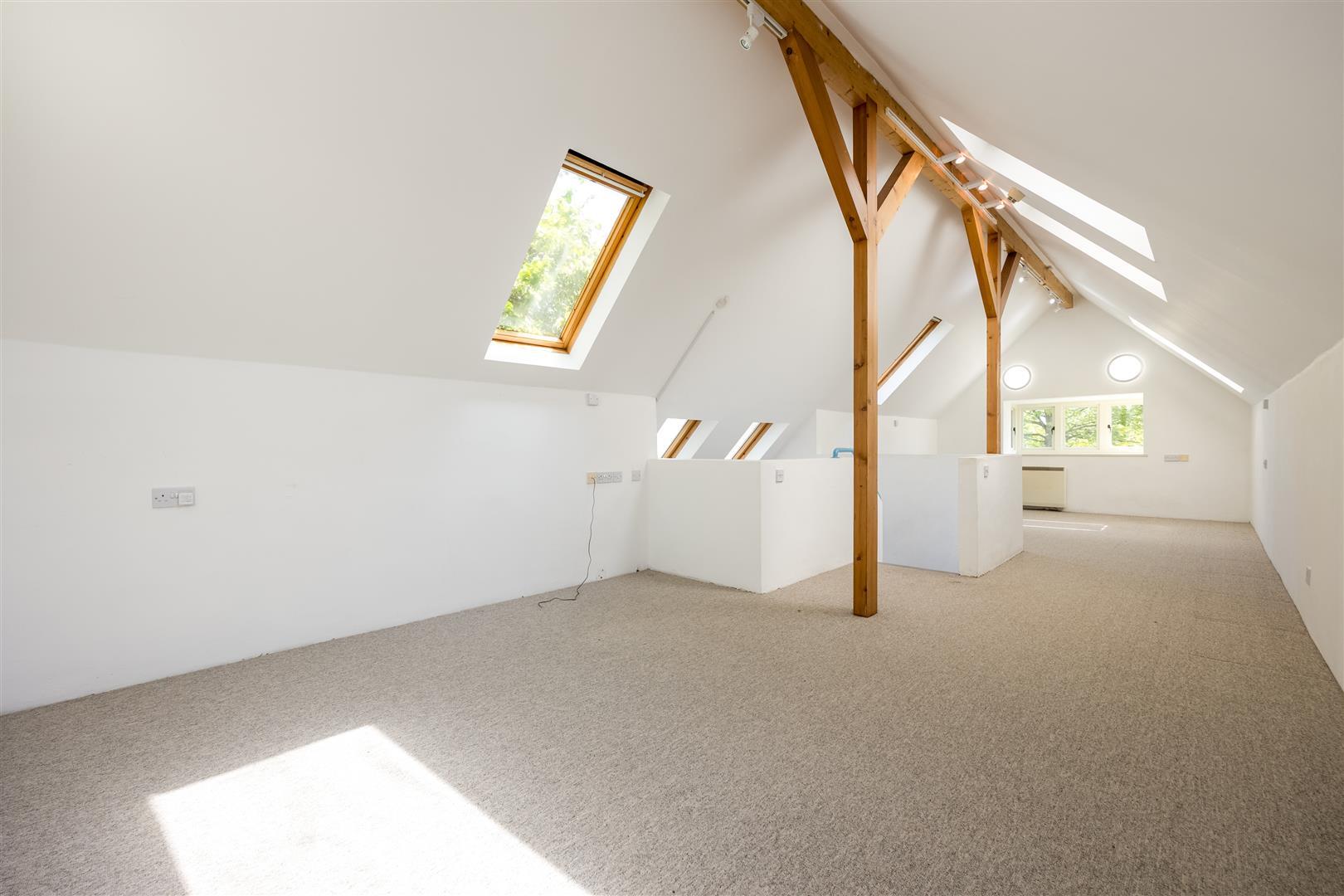 Property Image dcadf938-b040-4e25-98f1-48f70b8789d3