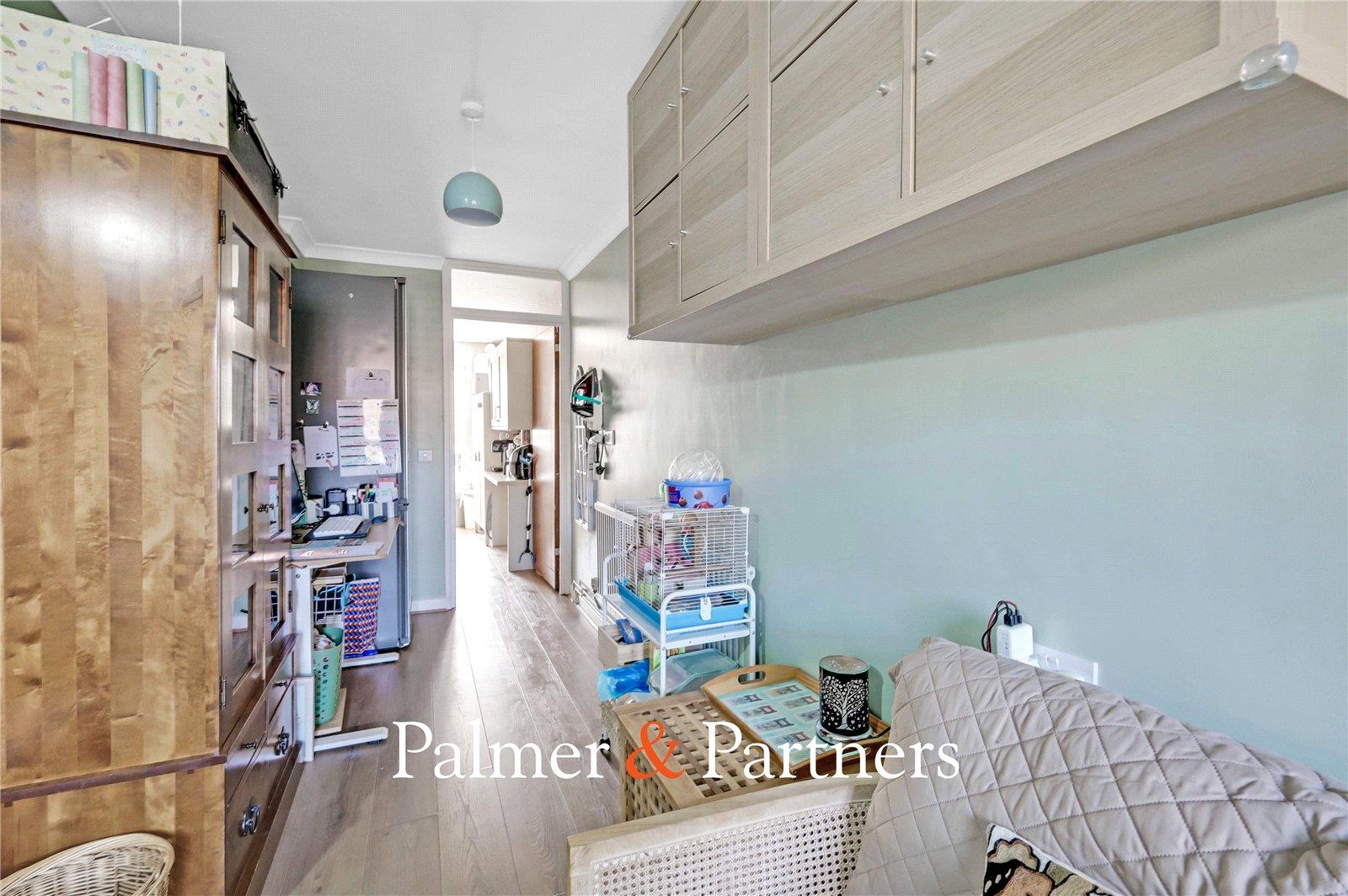 Property Image dcbc57f0-bb8b-464f-8a53-43d4324b12c5