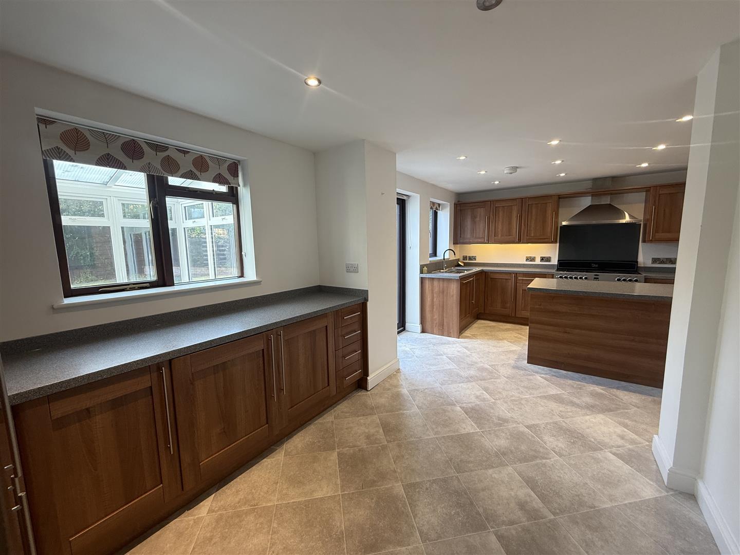 Property Image dcc97ad2-81de-464b-9065-2adba21d9e44