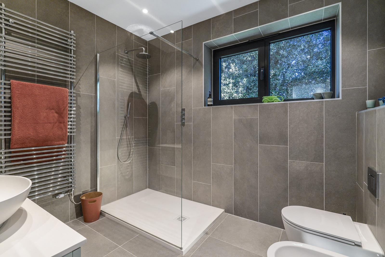 Property Image dcd2323f-1b9f-44cb-a375-aee28b007305