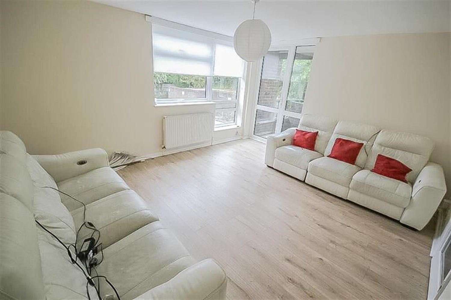 Property Image dcdf7f90-8ad3-4bb0-a4a4-bb66b3cb27c0