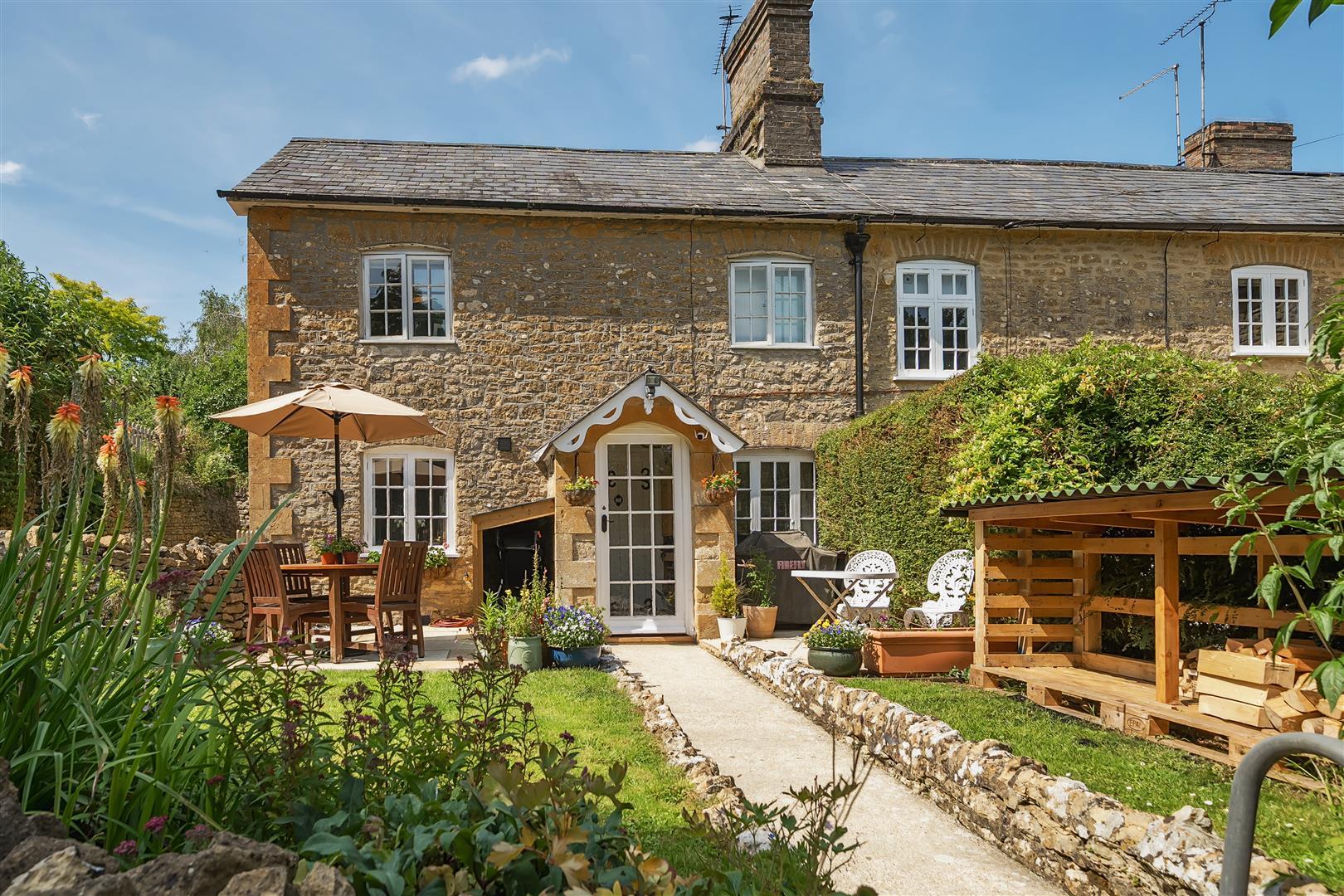 Property Image dce08d08-4a50-4abf-8af6-7fc40b0efef0