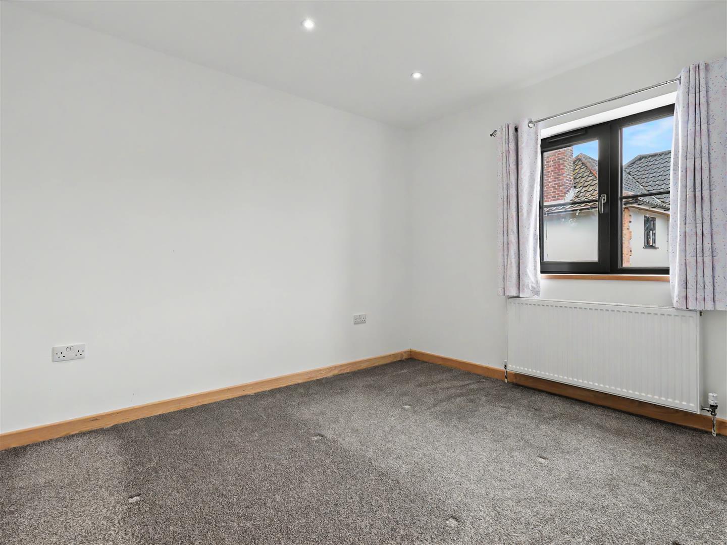 Property Image dce22f55-fc6f-4c6d-a5e4-5b49b3ec92f3