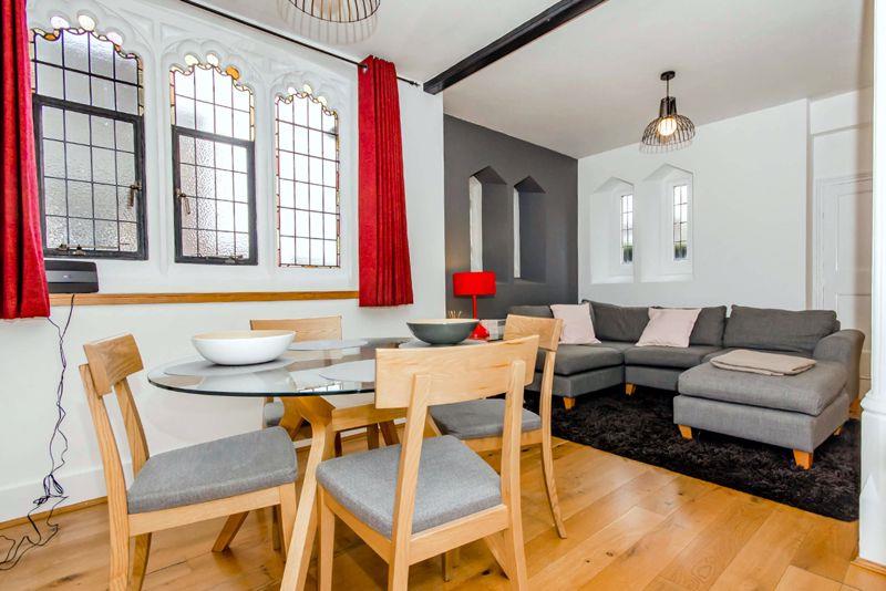Property Image dce665ed-7429-4936-9c92-fc6ad3d221ab