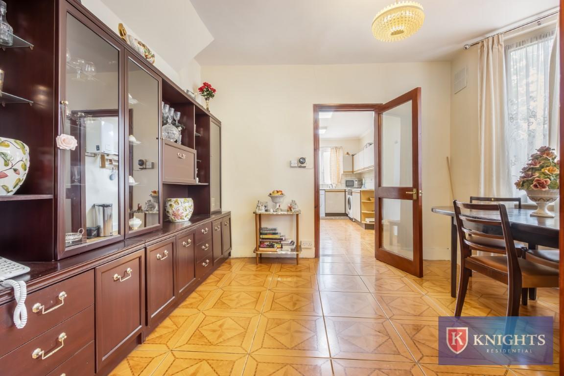Property Image dce6a86f-aae5-48dc-9267-6441e3bfc912