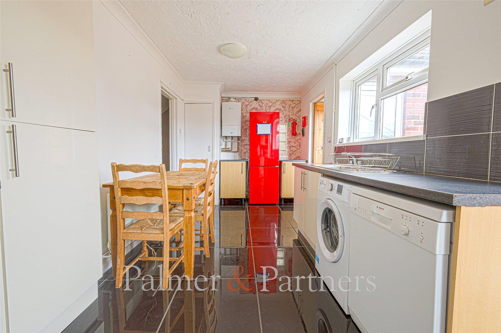 Property Image dd2075b8-febc-43bf-8d68-153a2bfbad5c