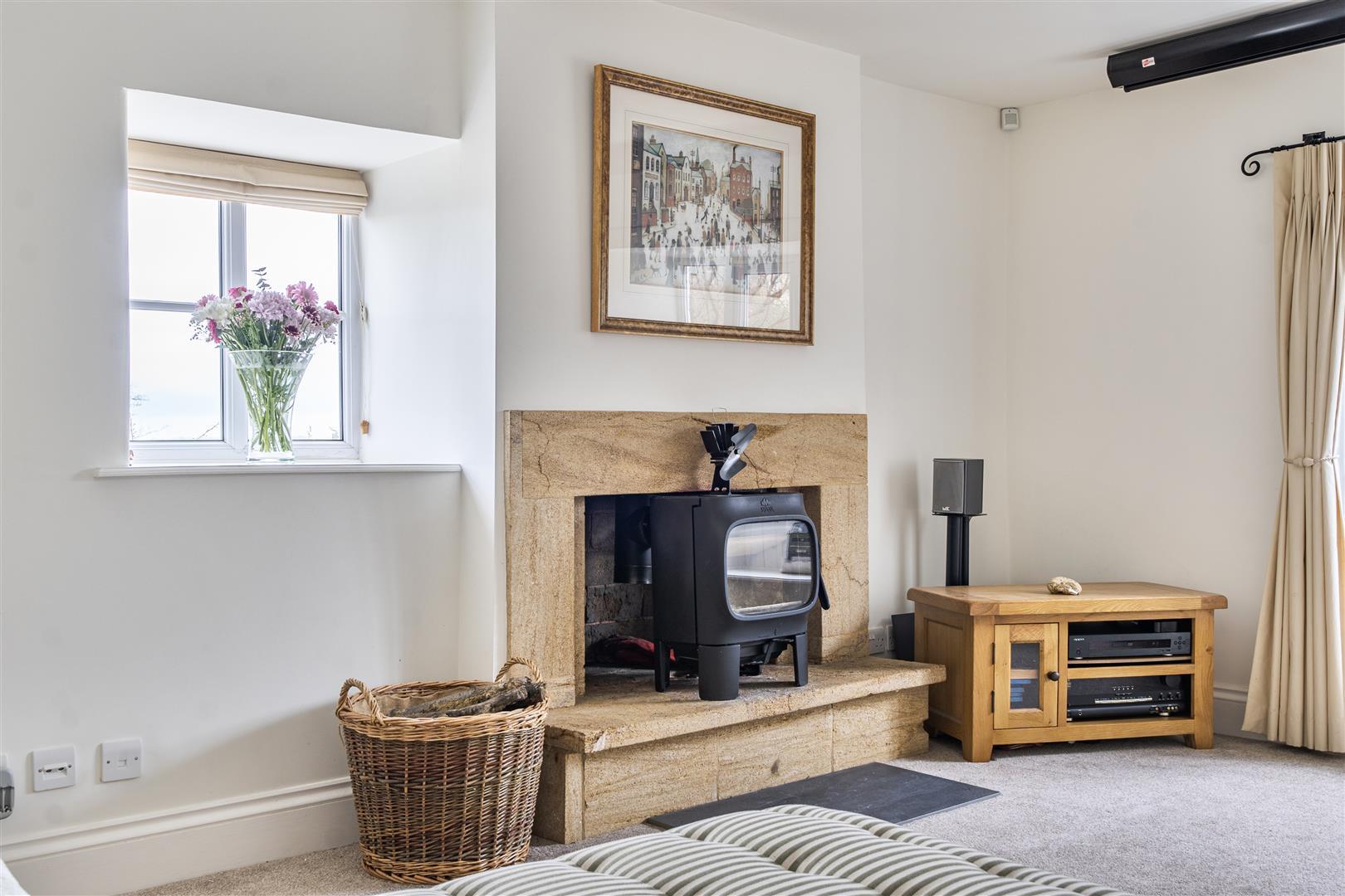 Property Image dd223bd0-08e8-4fc3-ae83-00c9d451b824