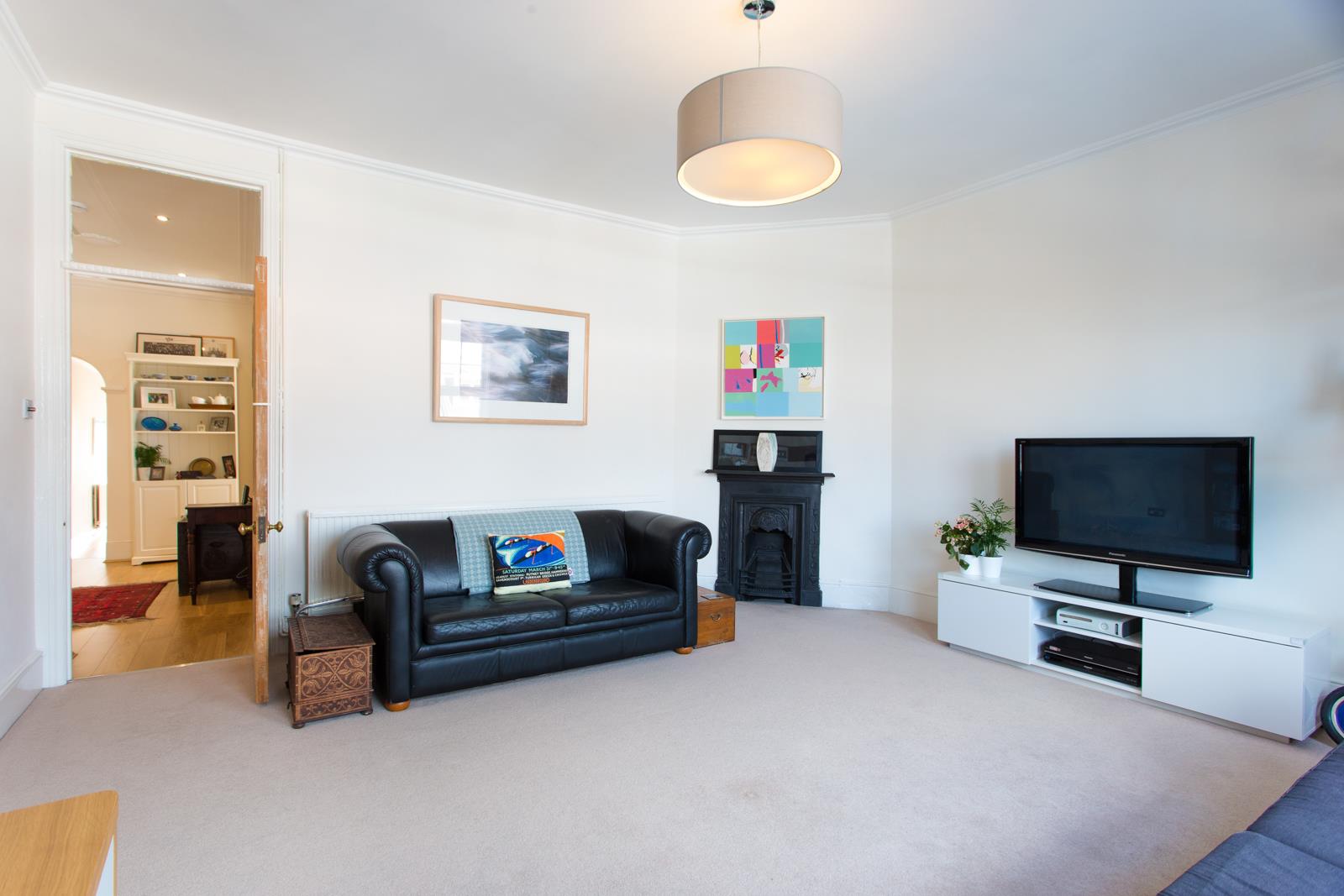 Property Image dd240769-8409-4e8b-9b69-e37e1f9b0d33