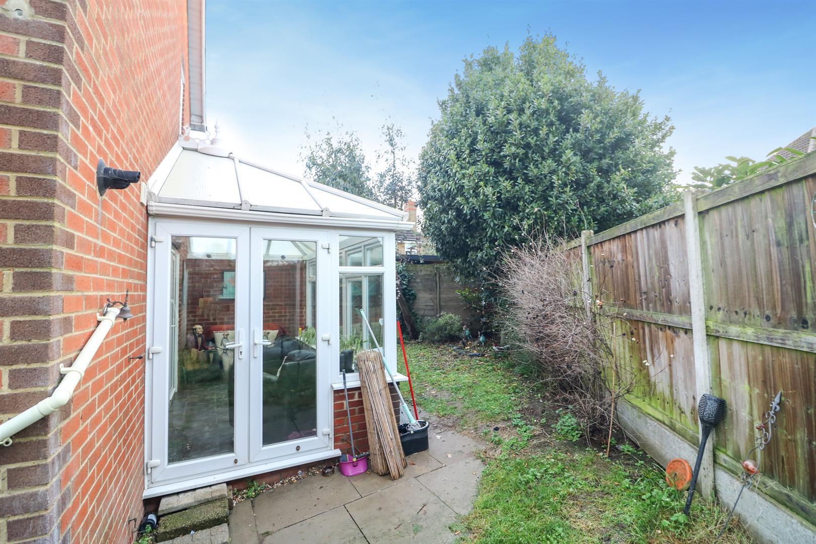 Property Image dd2c99d2-8fd7-4d88-87a1-3b6e01b57872