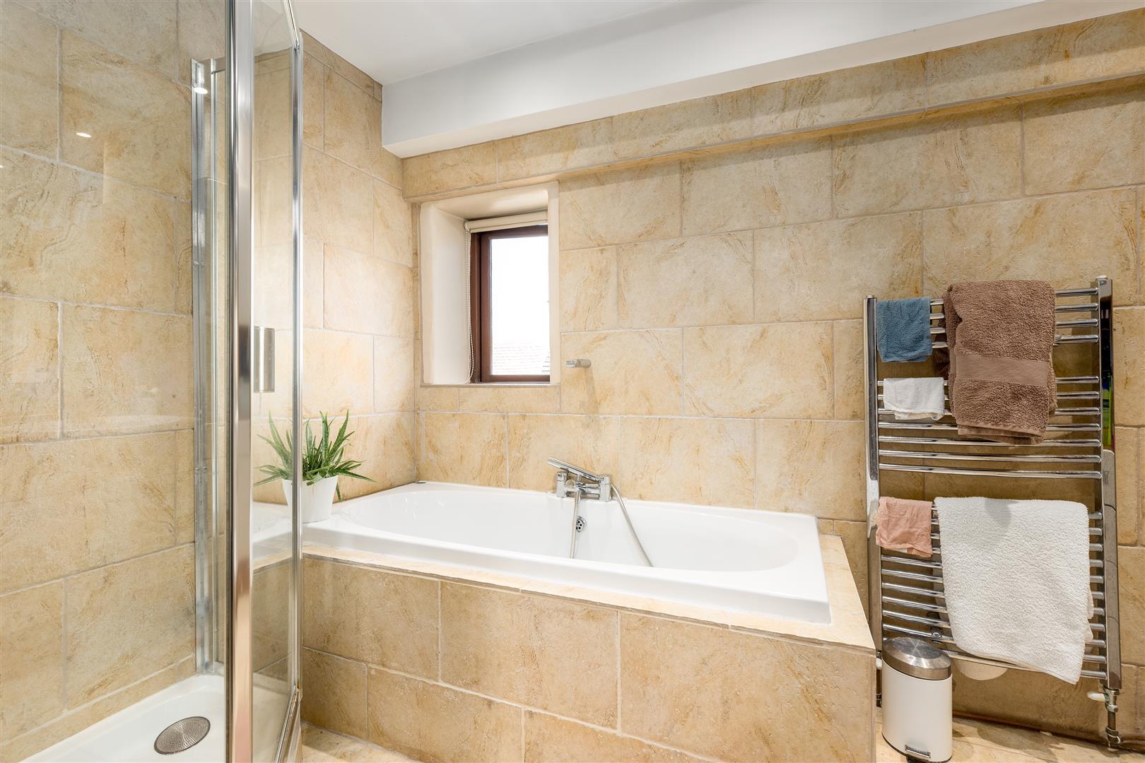 Property Image dd3d7a21-c25e-42c1-968b-550642a91eb1