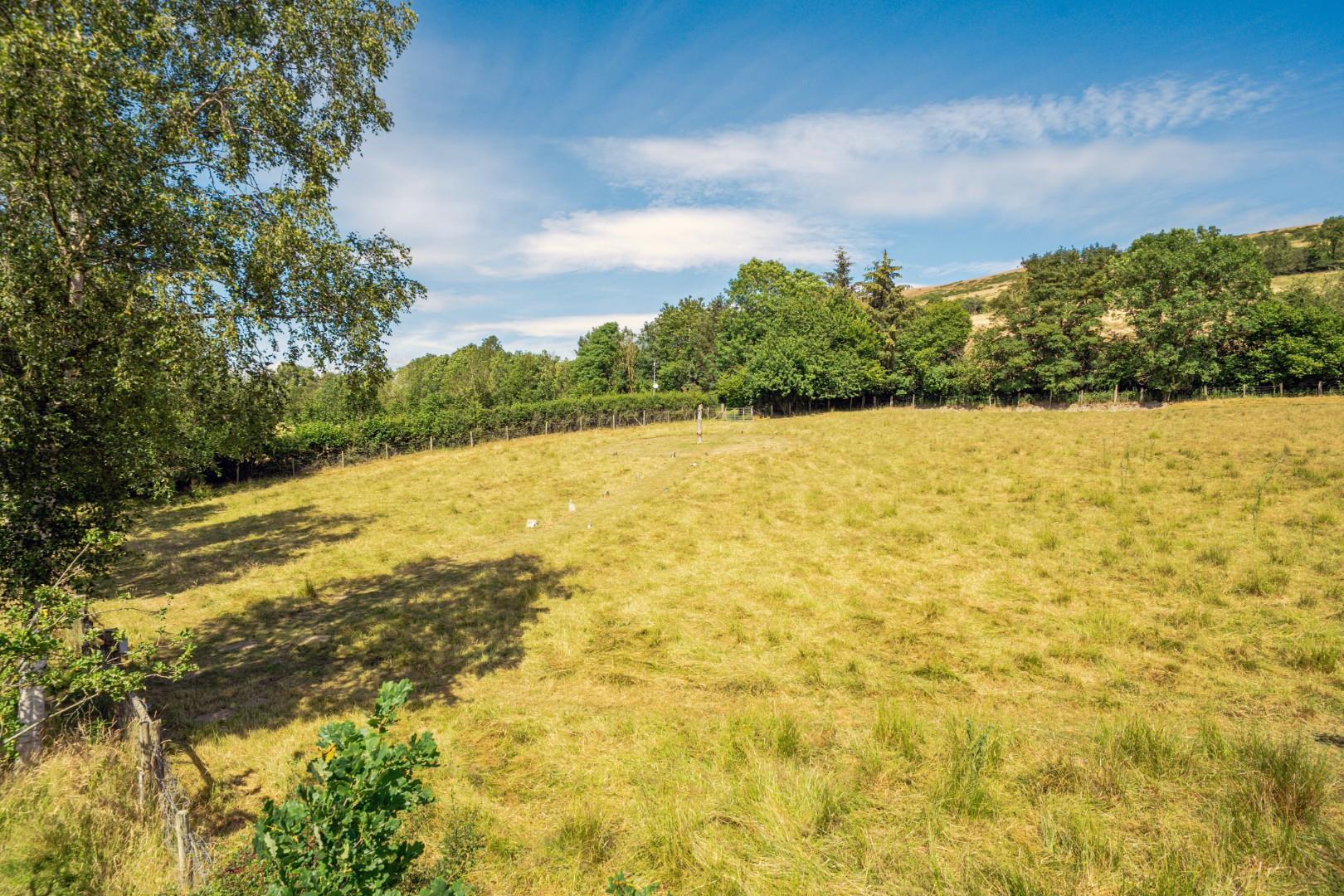Property Image dd519356-3b77-486f-b5d1-0cae44d2986c
