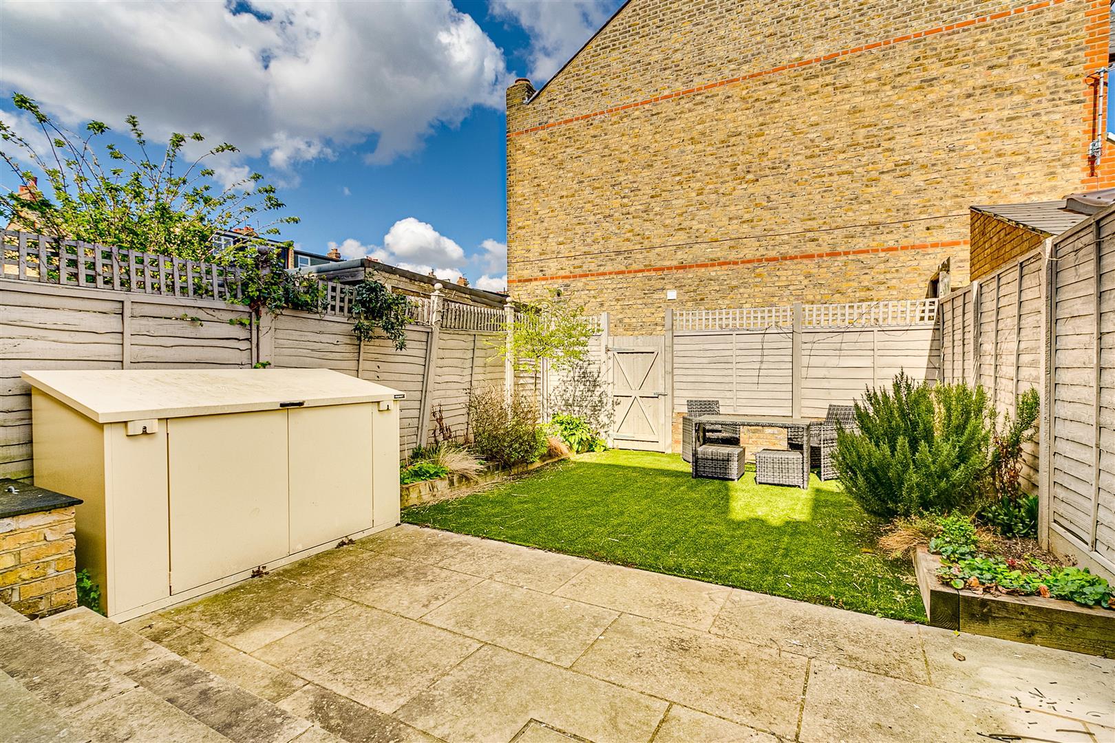 Property Image dd6e6e53-fa2c-4a55-a999-9c8b4d6f2252