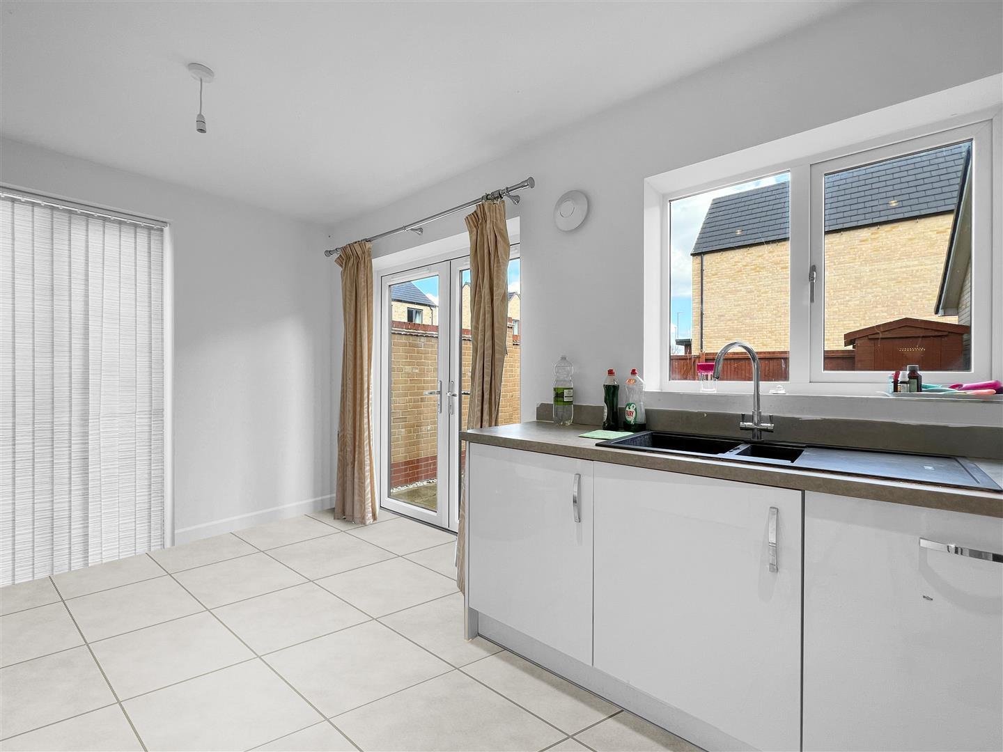Property Image dd8299e0-baec-4efa-a08e-392b6e7d6f94