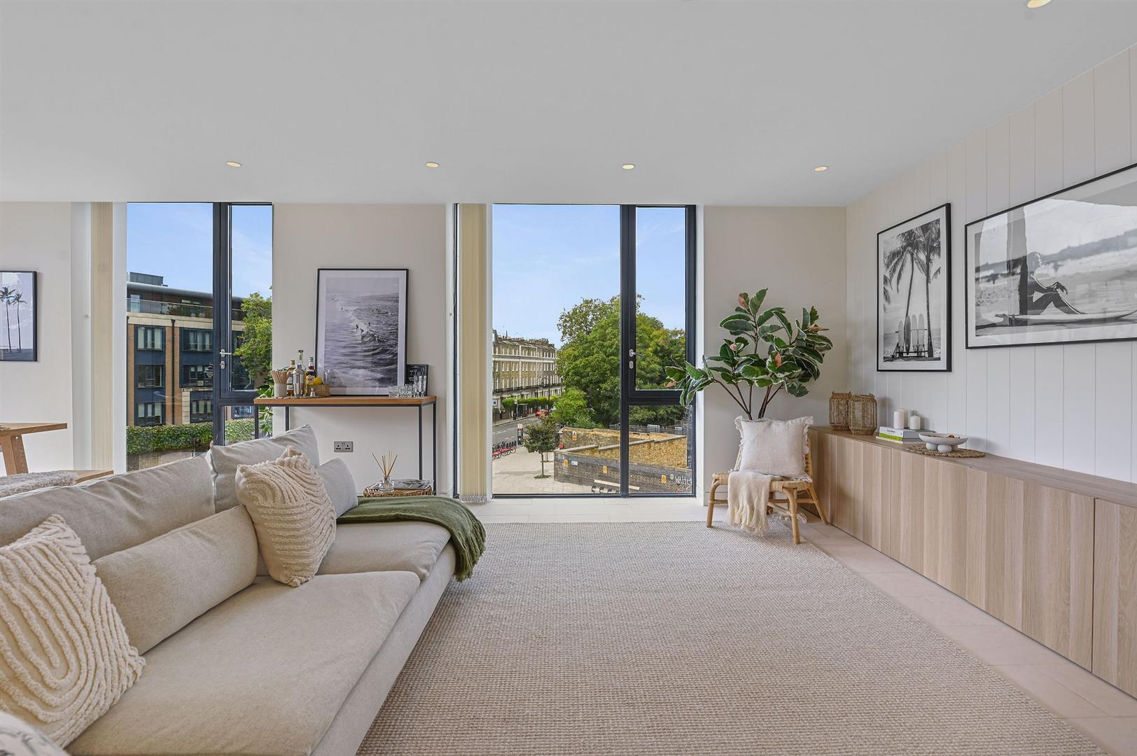 Property Image dd833035-c547-4d38-8847-4e8b8ef01f33