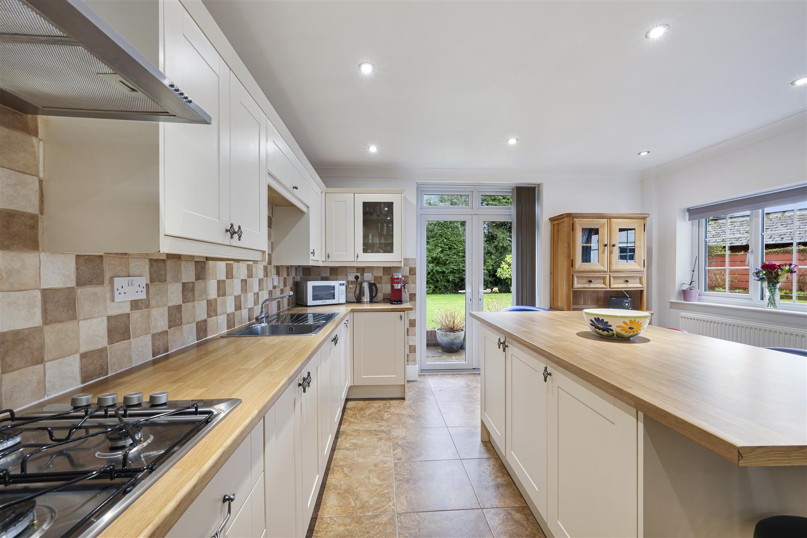 Property Image dd9a67a3-c02a-4101-a8a5-f88c98ec7b5d