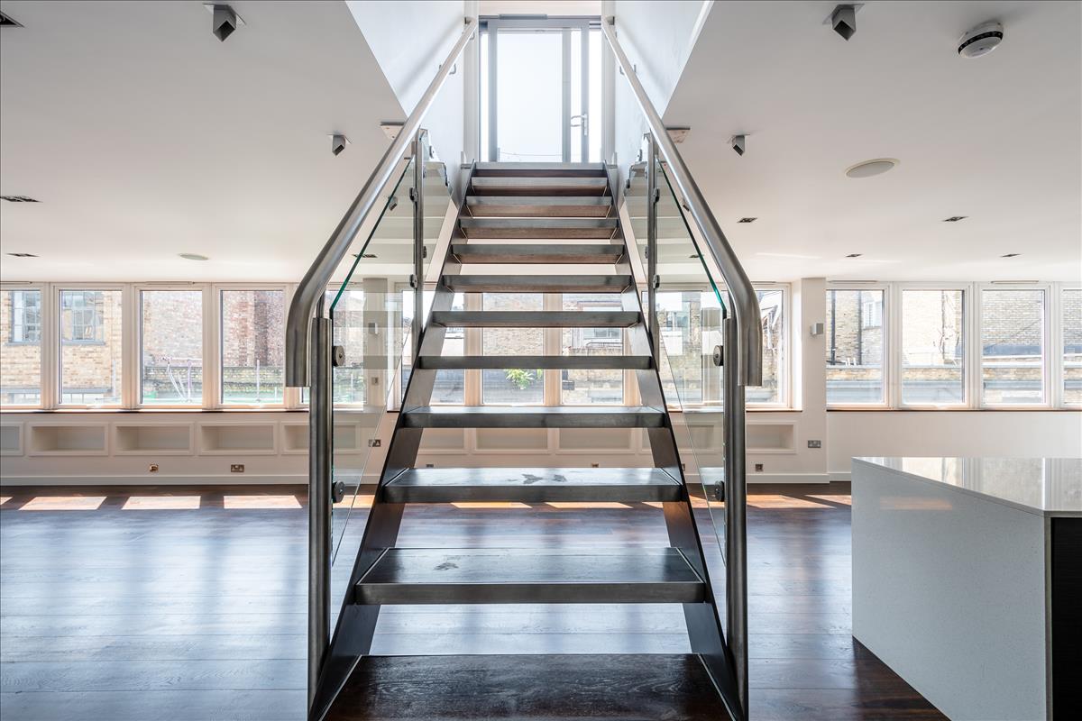 incredible duplex penthouse for rent on charlotte road ec2a
