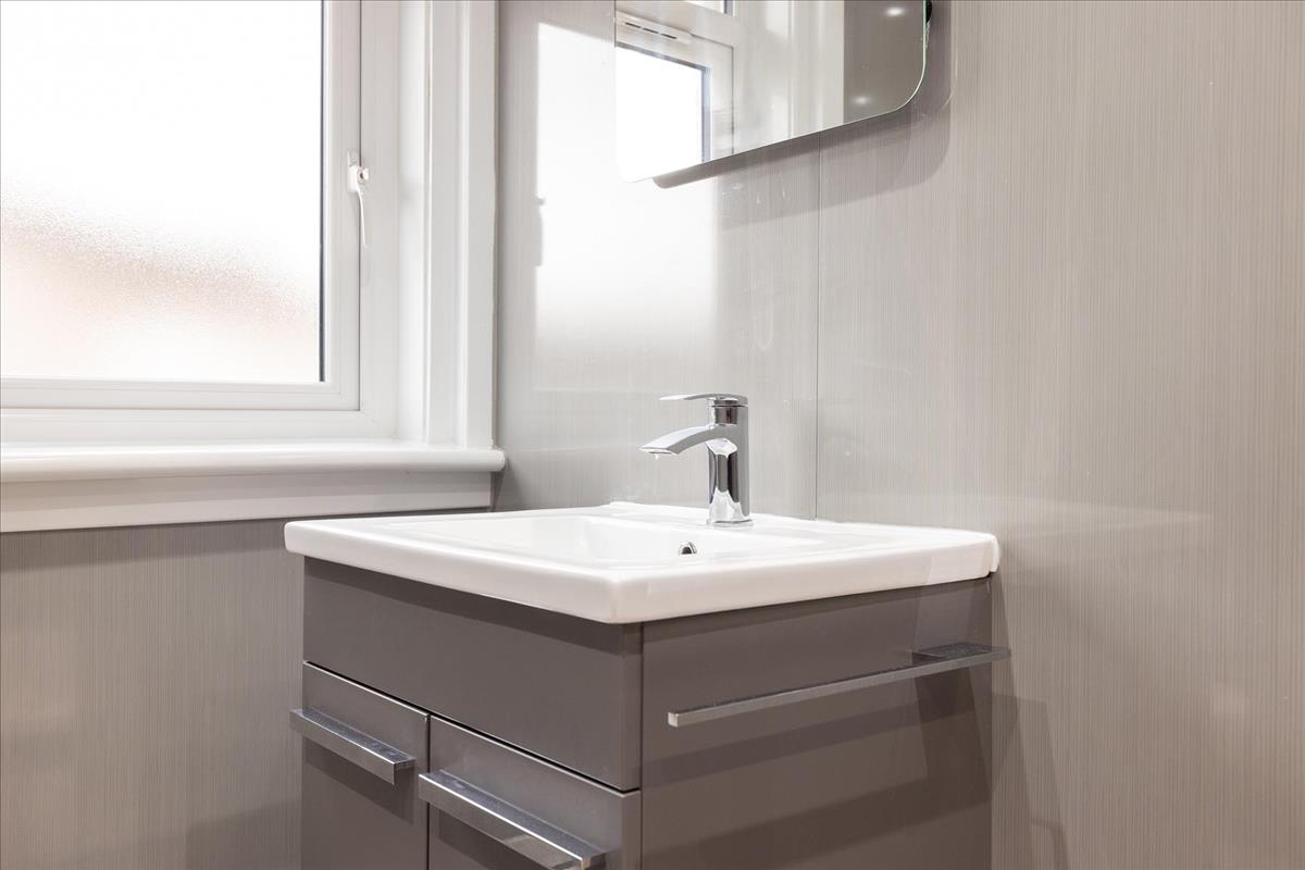 Property Image ddcb3b89-0931-4443-aacb-1e4d6bbccf60