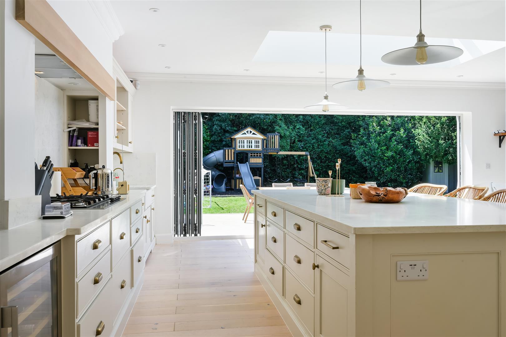 Property Image ddcfef28-4fda-42af-9620-e90a267d1564