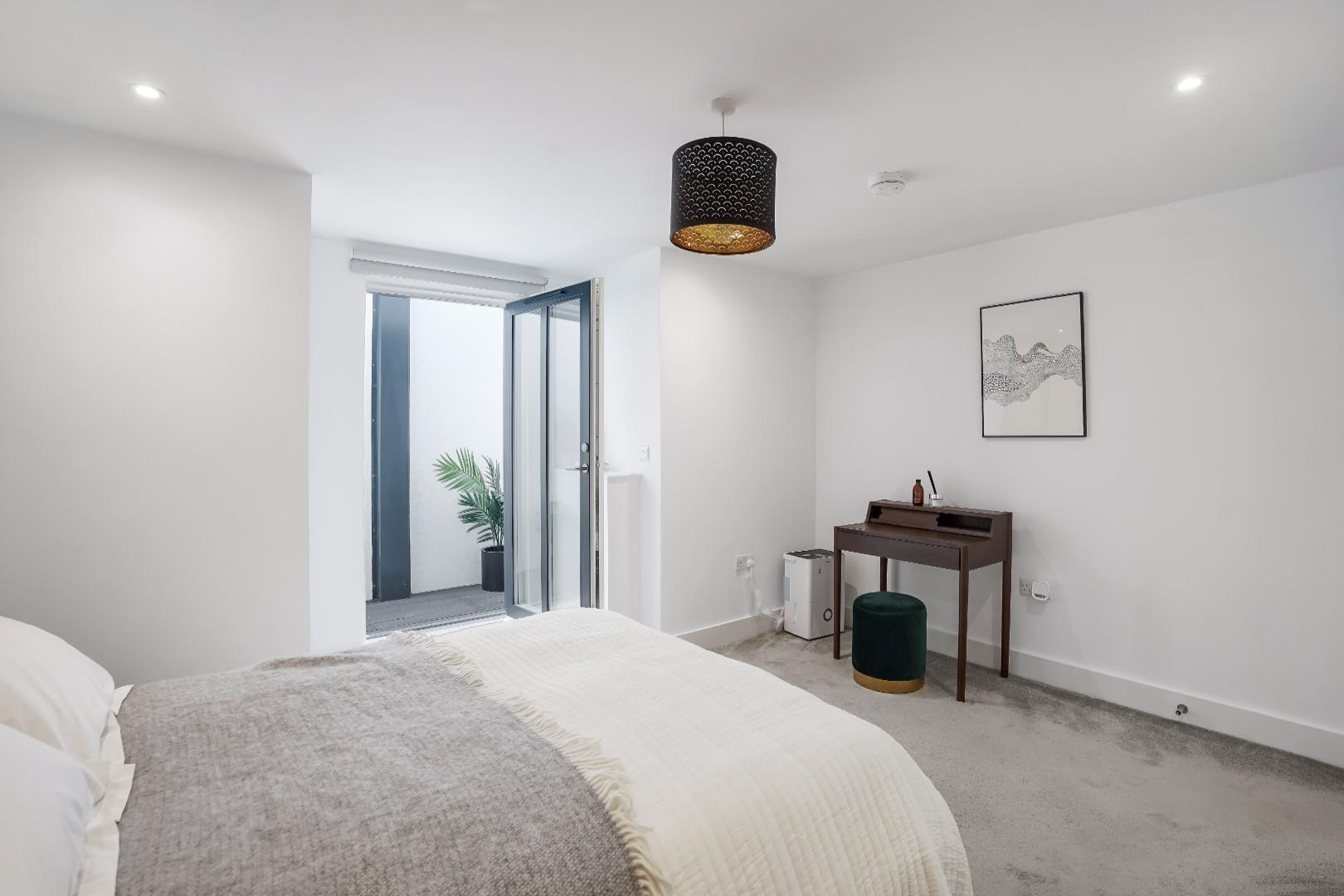 Property Image ddd48bb6-ce81-47f9-9270-03b5cd3ad4ab