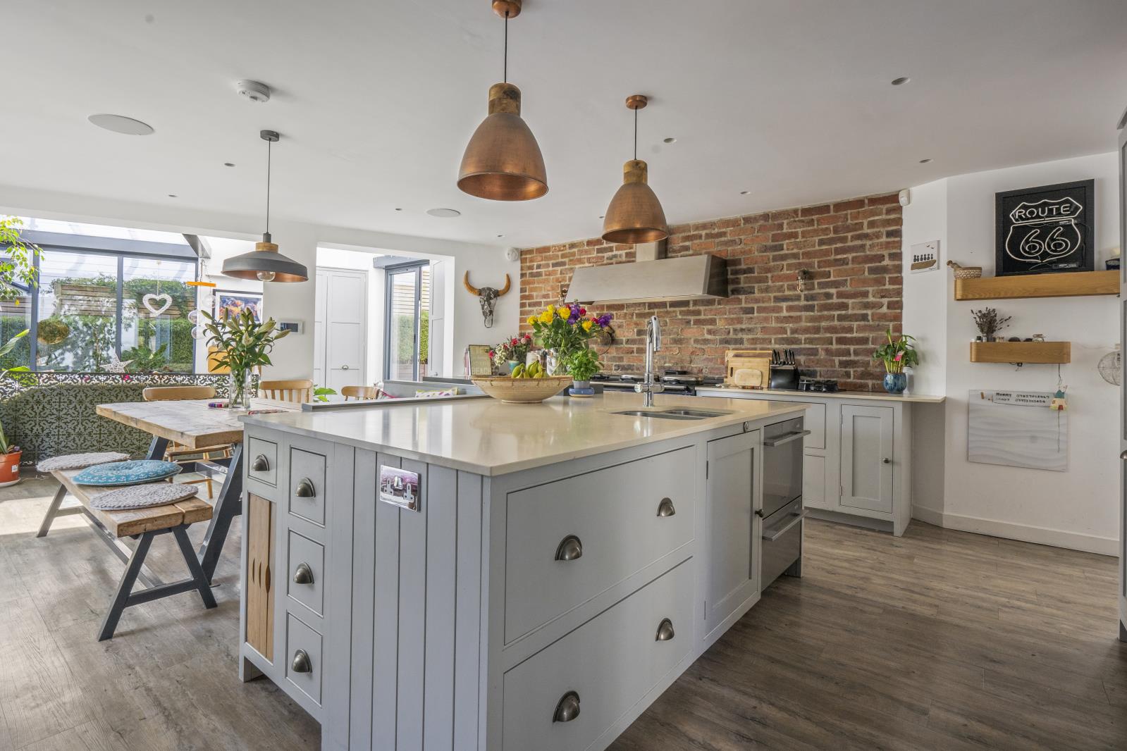 Property Image ddd8479c-f7f5-4de9-b7a0-b3ad2135ff86