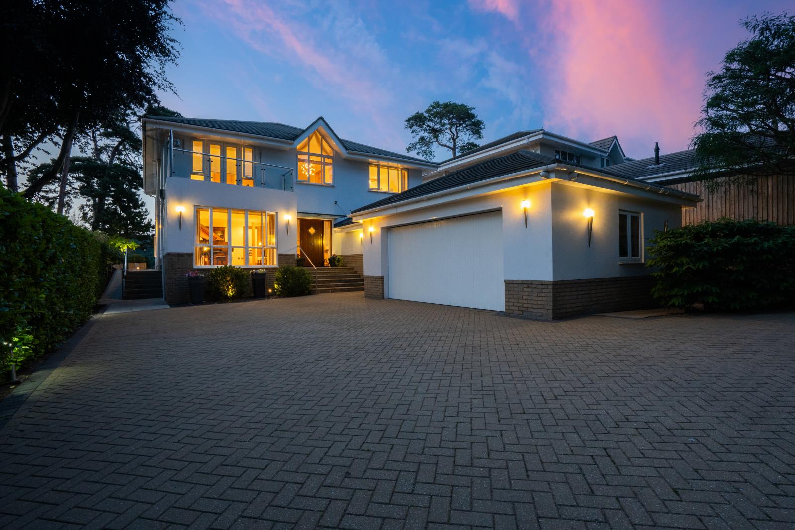 Property Image dde08a96-a369-4c72-b87e-5515b9a0829d