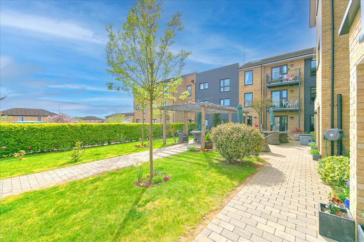 Property Image dde9e508-1d70-4ec8-9730-f2989efd9f99