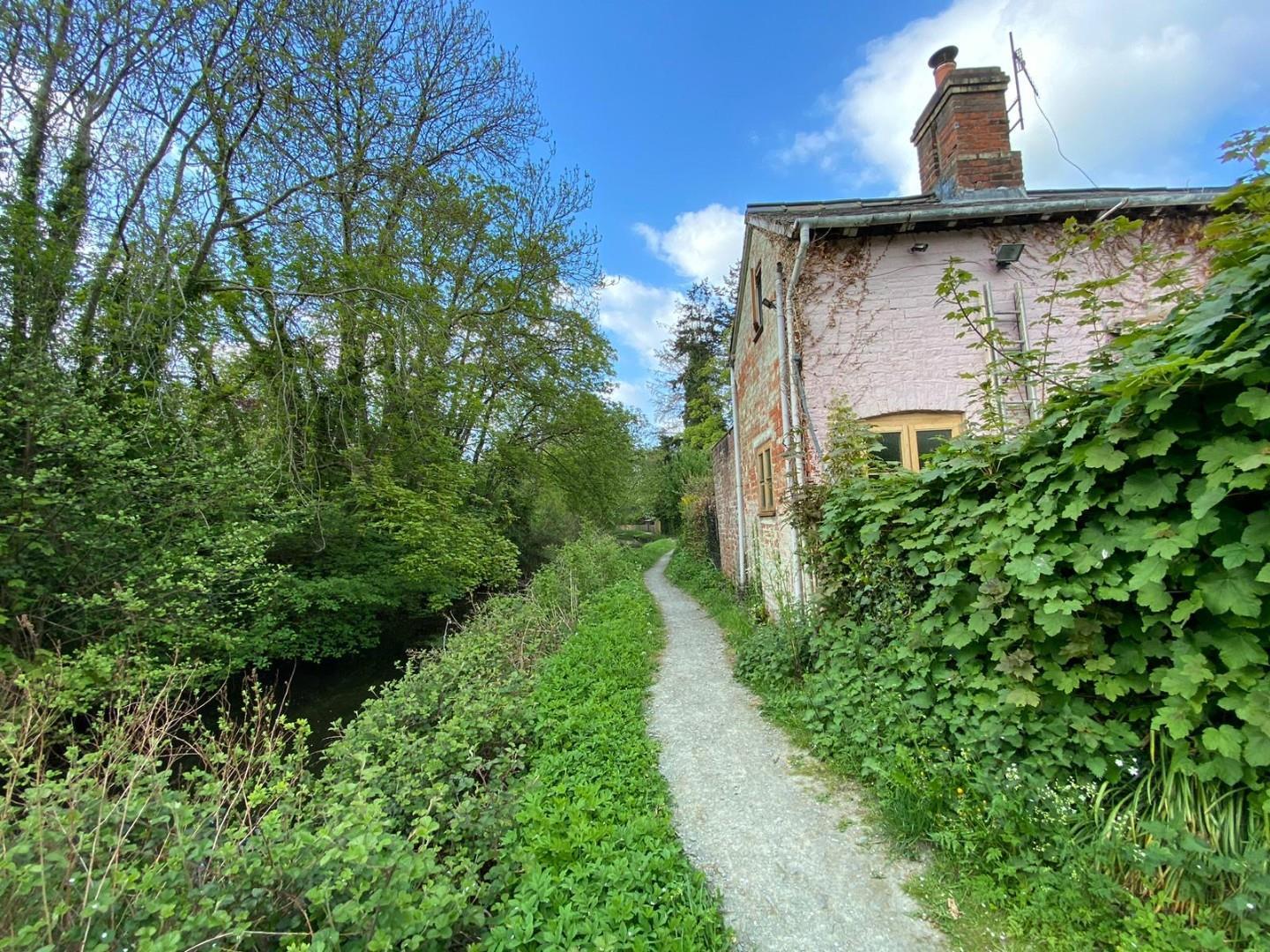 Property Image de16cf66-18d3-417b-8ead-c6a8f5debc53